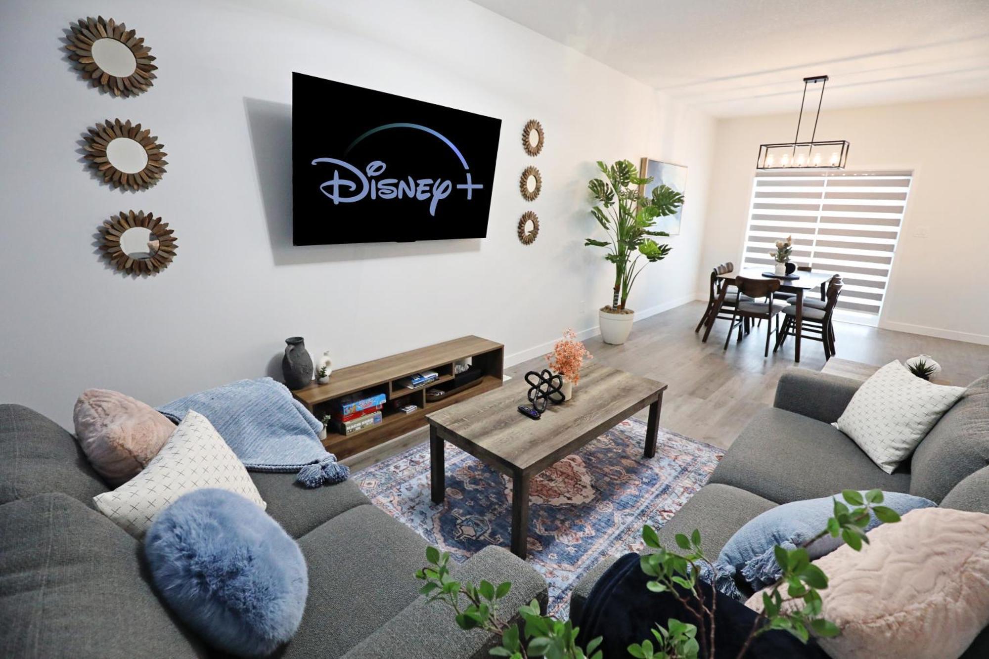 Beautiful Home With 4 King Beds,Airport,Disney+ Έντμοντον Εξωτερικό φωτογραφία