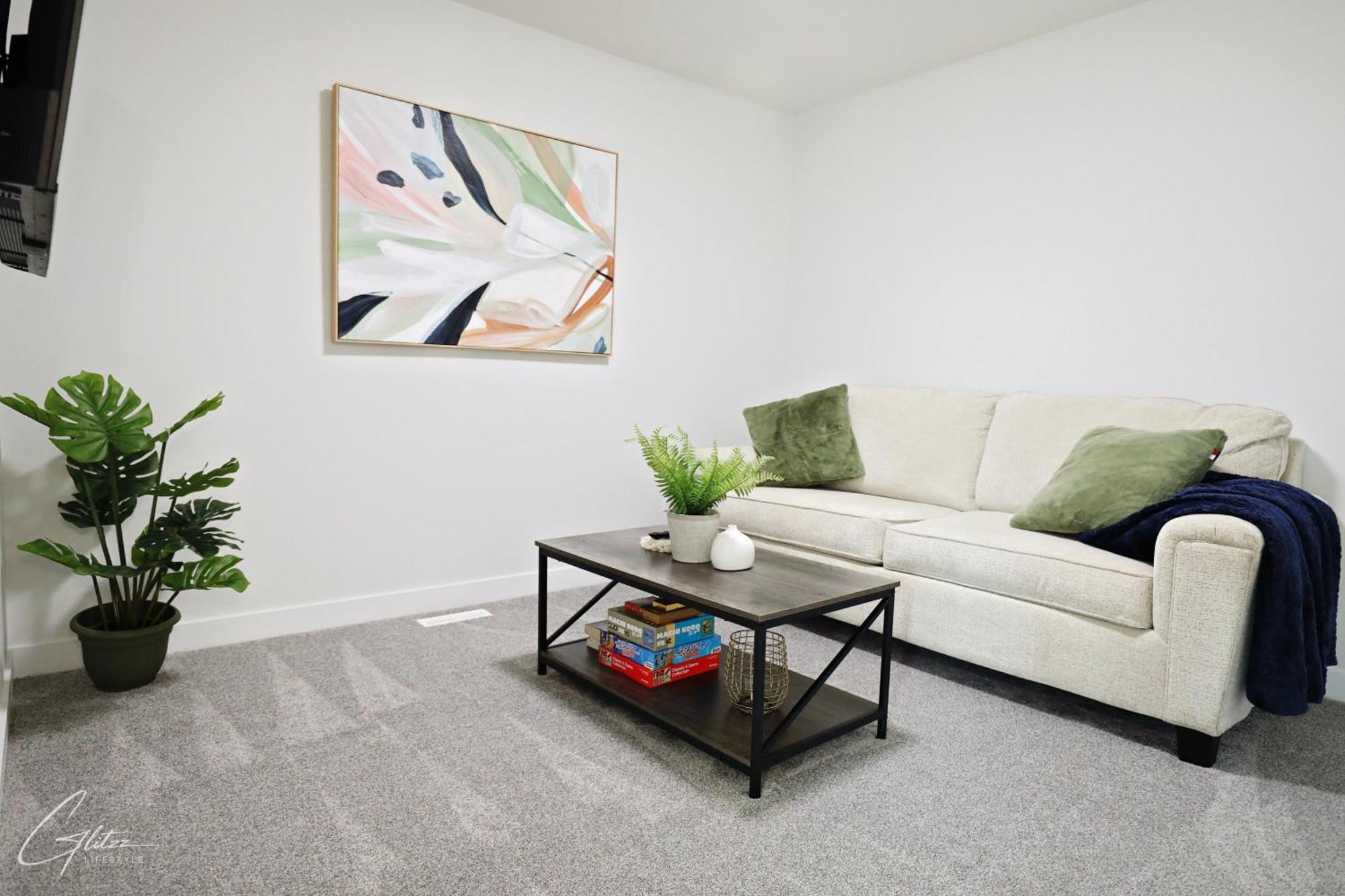 Beautiful Home With 4 King Beds,Airport,Disney+ Έντμοντον Εξωτερικό φωτογραφία